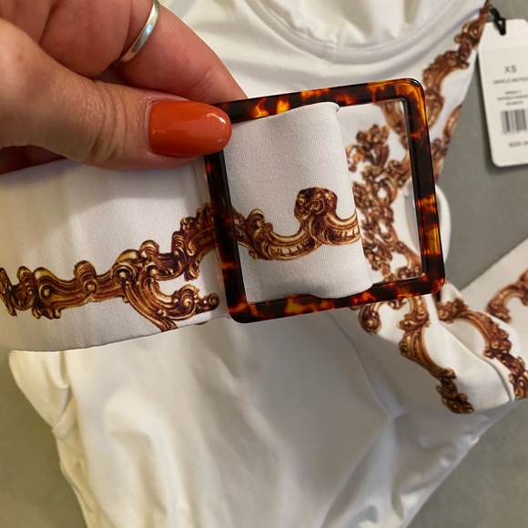 WEWOREWHAT Baroque Border one piece NEW WITH TAGS - Picture 6 of 8